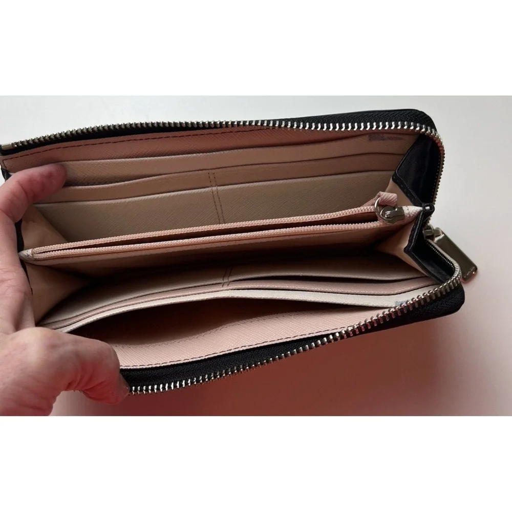 Coach Bleecker  Coated Canvas Slim Zip Around Wallet Zebra Black Off-White